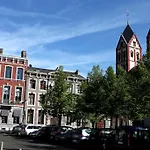 N°5 4*