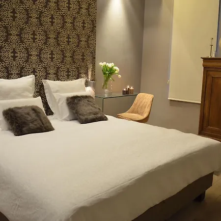 فندق مبيت وإفطار N°5 4*